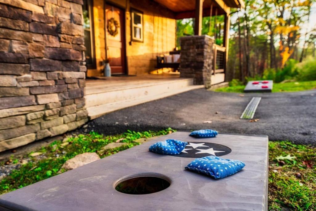 Nordic Mountain Modern Lodge - Family Friendly Luxury Cabin In Walden'S Ridge Sevierville Eksteriør bilde