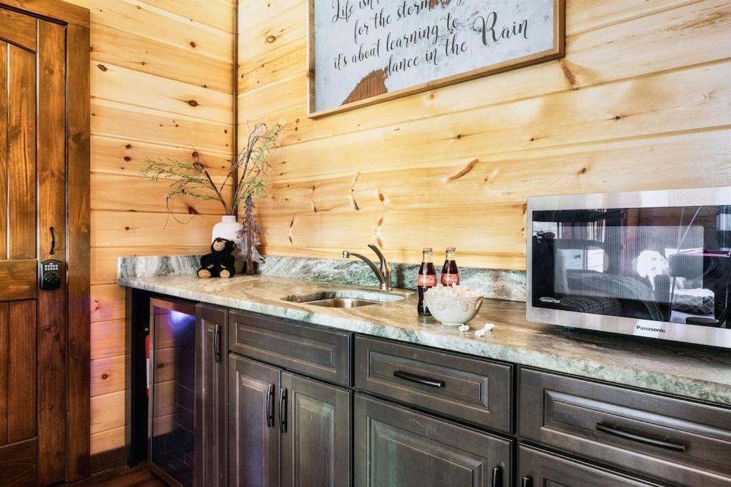 Nordic Mountain Modern Lodge - Family Friendly Luxury Cabin In Walden'S Ridge Sevierville Eksteriør bilde