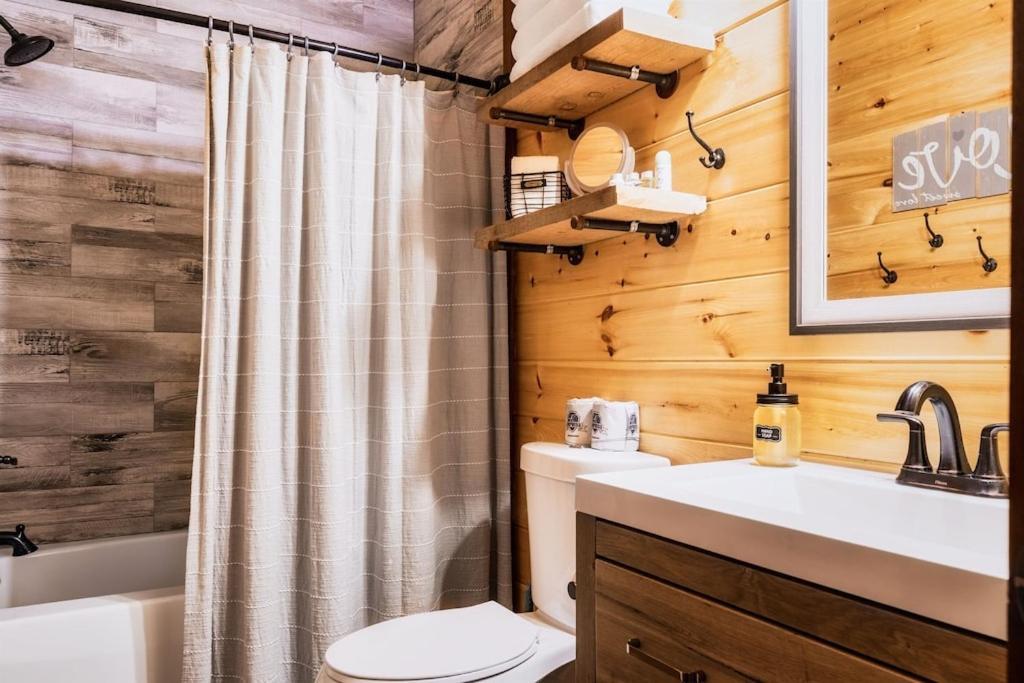 Nordic Mountain Modern Lodge - Family Friendly Luxury Cabin In Walden'S Ridge Sevierville Eksteriør bilde