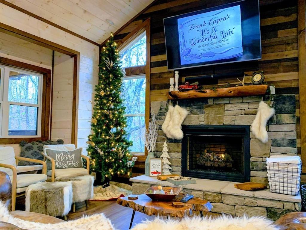 Nordic Mountain Modern Lodge - Family Friendly Luxury Cabin In Walden'S Ridge Sevierville Eksteriør bilde